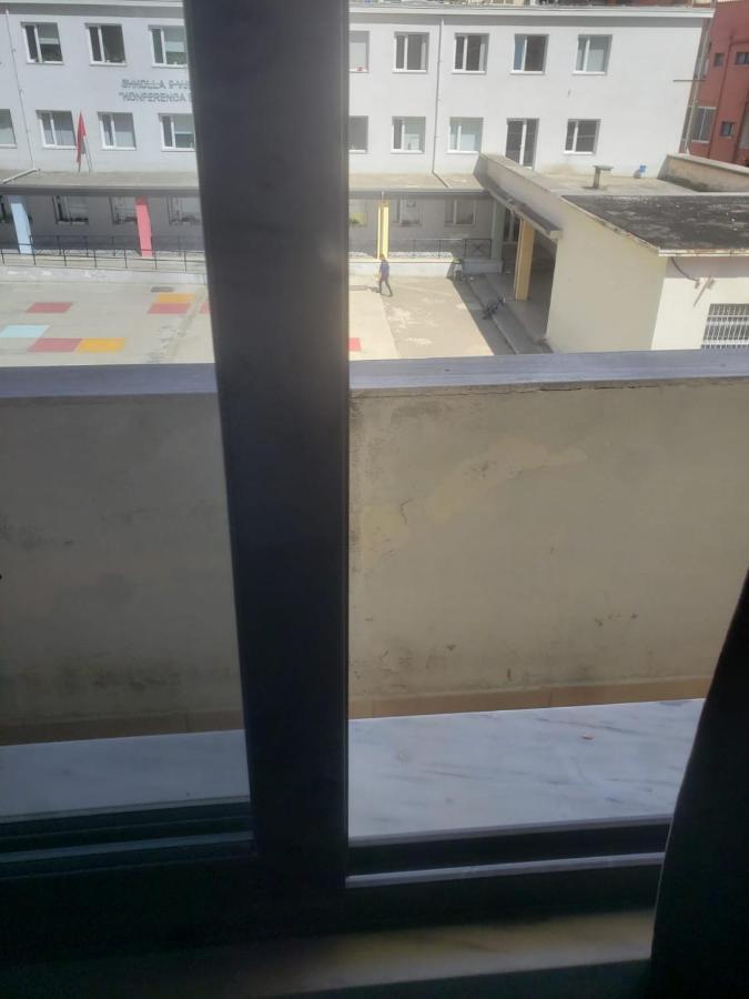 Hostel Split Rock Тирана Экстерьер фото