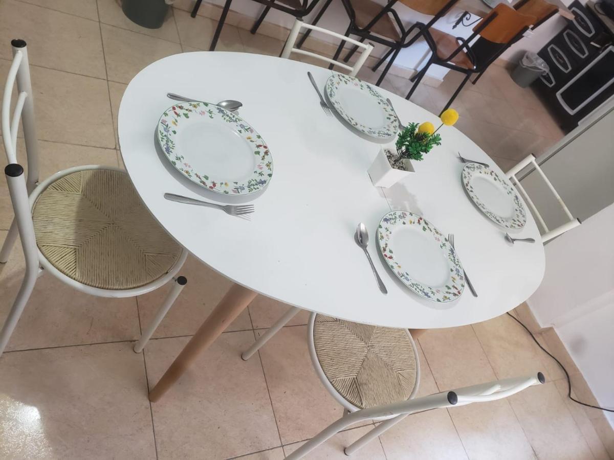 Hostel Split Rock Тирана Экстерьер фото