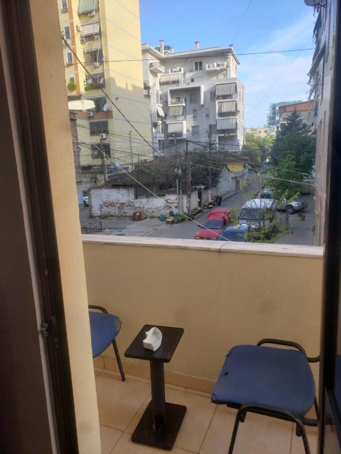 Hostel Split Rock Тирана Экстерьер фото